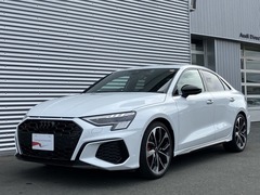 S3セダン