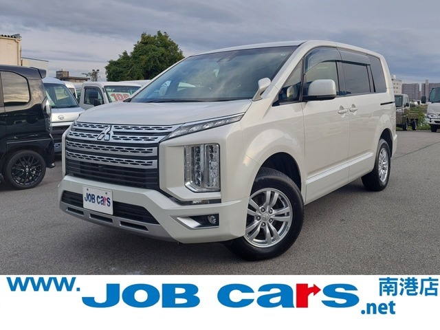 4WD　ディーゼルターボ　ナビ　フルセグテレビ　バックカメラ　Bluetooth　DVD再生　衝突軽減ブレーキ　ETC　PUSHスタート　キャリア　リフトアップ　ブロックタイヤ　カスタム対応