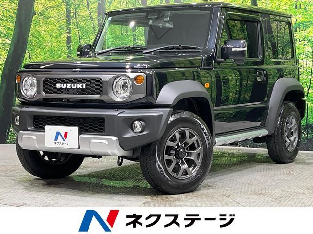 4WD　AT　ディスプレイオーディオ　バックカメラ　セーフティサポート