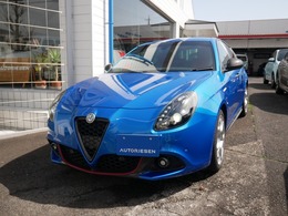 アルファ　ロメオ ジュリエッタ ヴェローチェ カーボン 