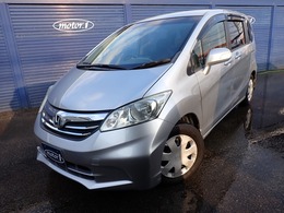 ホンダ フリード 1.5 G ジャストセレクション 純正SDナビ　フルセグ　Bカメラ　Bluetooth