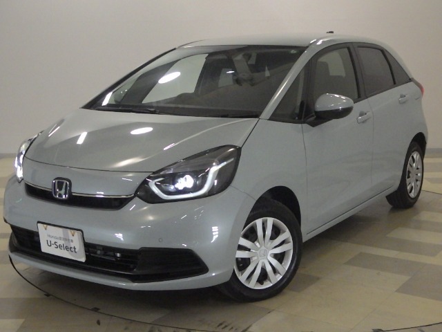 ホンダカーズ東京中央町田東店へようこそ！ 当社デモカーお墨付き車両！人気車両で充実装備の一台！お薦めです！