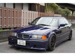 BMW 3シリーズクーペ 318is 