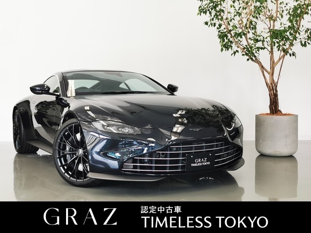 2025年、登録済未使用車扱いとなるVantage 4.0L V8 ウルトラマリンブラックのご紹介。シグネチャーメタリックペイント、21インチ・サテンブラックホイールが美しい一台！
