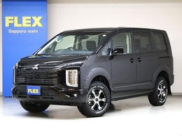 三菱 デリカD：5 2.2 ブラック エディション ディーゼルターボ 4WD 登録済み未使用車　電動ステップ付き　リフ