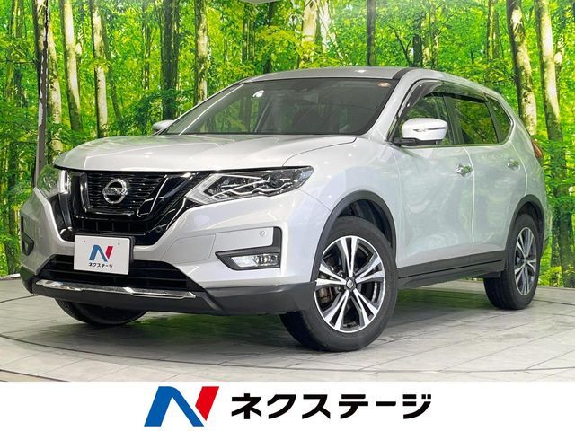 4WD　純正SDナビ　全周囲カメラ　衝突被害軽減システム　禁煙車