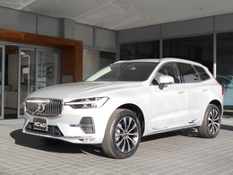ボルボ XC60 ウルトラ B5 AWD 4WD 2025M　登録済未使用車　パノラマルーフ