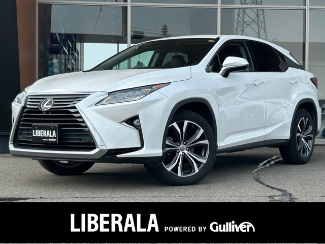 LIBERALA富山ではドイツのプレミアム御三家BMW・Mベンツ・Audiを中心に高品質な在庫を多数取り揃えております。3ブランドの違いを五感で較べて愉しんでください。新しい驚きと発見をお届け致します。