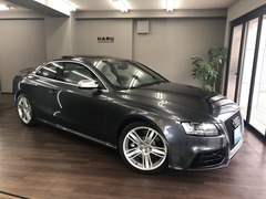 アウディ RS5 の中古車 4.2 4WD 埼玉県富士見市 369.0万円