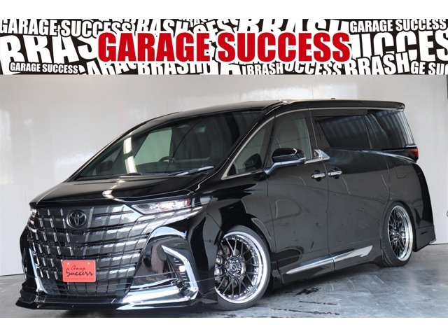 新品マーベリック21AW/ブリッツDampers/サンルーフ/ユニバーサルステップ/後席モニター/両側パワスラ/パワーバックドア/100V電源/革シート/オットマン/シートヒーター＆シートエアコン/
