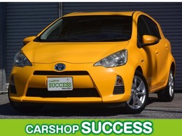 トヨタ アクア 1.5 G ハイブリッド車・スマートキー・1年保証