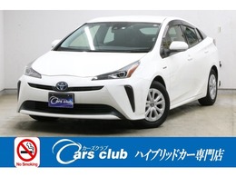 トヨタ プリウス 1.8 S トヨタセーフティセンス　禁煙車　純正ナビ