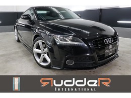 アウディ TT クーペ 2.0 TFSI クワトロ Sラインパッケージ 4WD 後期モデル クワトロ4WD Sラインパッケージ