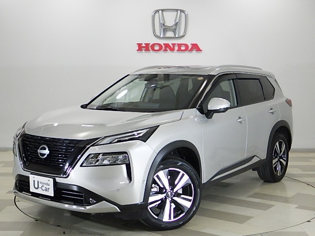 G　e-4ORCE　ブリリアントシルバーMの1台です！。充実装備のオススメ車♪