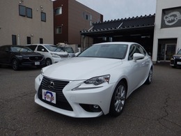 レクサス IS 200t 禁煙車　プリクラッシュセーフティ+レーダ