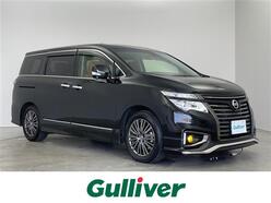 R2　日産　エルグランド