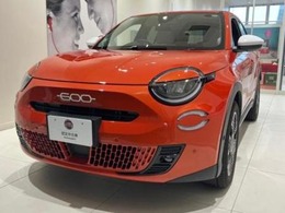 フィアット 600e ラ プリマ ホワイト パッケージ ナビ Carplay 認定中古車保証付き