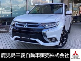 三菱 アウトランダーPHEV 2.0 G ナビパッケージ 4WD ナビ　アラウンドビューモニター