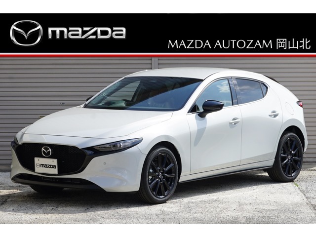 2L 直列4気筒直噴ガソリンエンジン「e‐SKYACTIV G 2.0」搭載のMAZDA3ファストバック 20S レトロスポーツエディションの中でも希少な6速マニュアル仕様の入庫です。お探しの方、是非ともお問い合わせください！