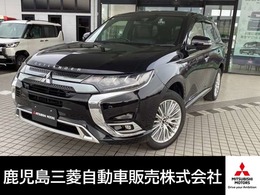 三菱 アウトランダーPHEV 2.4 G プレミアムパッケージ 4WD 