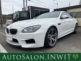 BMW M6 グランクーペ 4.4 黒革　カーボンインテリアトリム　LED
