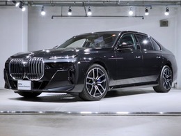 BMW 7シリーズ 740i Mスポーツ 黒革　カーブドディスプレイ　Fベンチレー