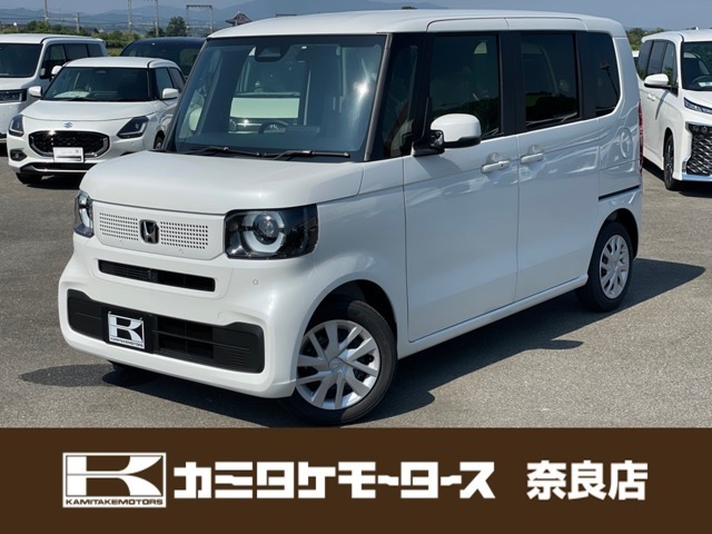 ★軽自動車・普通車の届出済み未使用車の専門店です★　　　　　　★関西最大級の大型展示スペースで、在庫600台を実際に見て、触って頂けます★