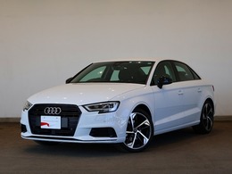アウディ A3セダン ブラック スタイリング 認定中古車