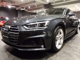アウディ A5 2.0 TFSI クワトロ スポーツ Sラインパッケージ 4WD 2.0TFSIターボエンジン7速パドルS4WD黒革シ