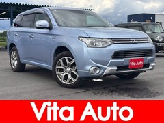 三菱 アウトランダーPHEV の中古車 2.0 G ナビパッケージ 4WD 福岡県飯塚市 42.6万円