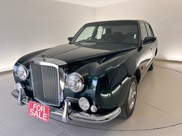 光岡自動車 ガリュー 2.0 デラックス 当社全塗装済　2000cc　オートマ