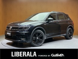フォルクスワーゲン ティグアン TDI 4モーション Rライン ブラックスタイル ディーゼルターボ 4WD 黒革シート　純正ナビ　360°カメラ　ACC