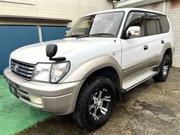 トヨタ ランドクルーザープラド 3.0 TX ディーゼルターボ 4WD 