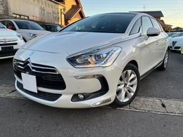 シトロエン DS5 ホワイトメロディ 限定車　黒/白コンビ革シート 記録簿