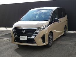 日産 セレナ 1.4 e-POWER ルキシオン プロパイロット2.0