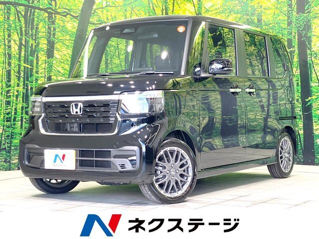 両側電動スライドドア　衝突軽減システム　レーダークルーズコントロール