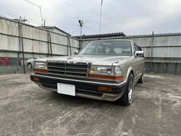 日産 グロリアワゴン 2.0 V20E GL 純5MT　VG20型エンジン