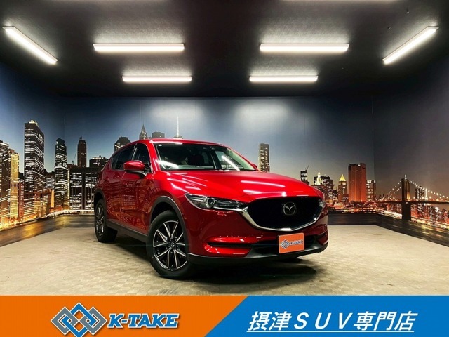 （禁煙車）（4WD）（純正SDナビ）（レーダークルーズ）（フルセグ）（バック＆サイドカメラ）（DVD再生可）（クリアランスソナー）（LEDヘッド）（スマートキー＆プッシュスタート）（電動格納ミラー）