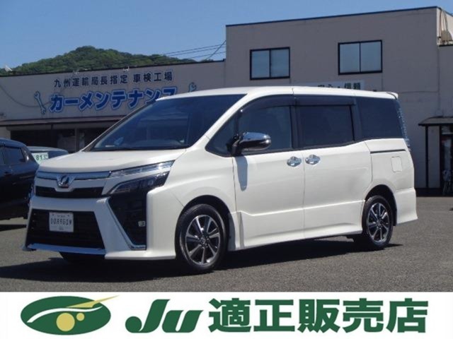 販売車輌は全車（一部対象外車輌あり弊社規定による）1年間走行距離無制限の保証付きです。全国保証になりますので遠方のお客様でもお近くの各ディーラーにて保証修理が可能です。※2年～3年の長期保証プランあり