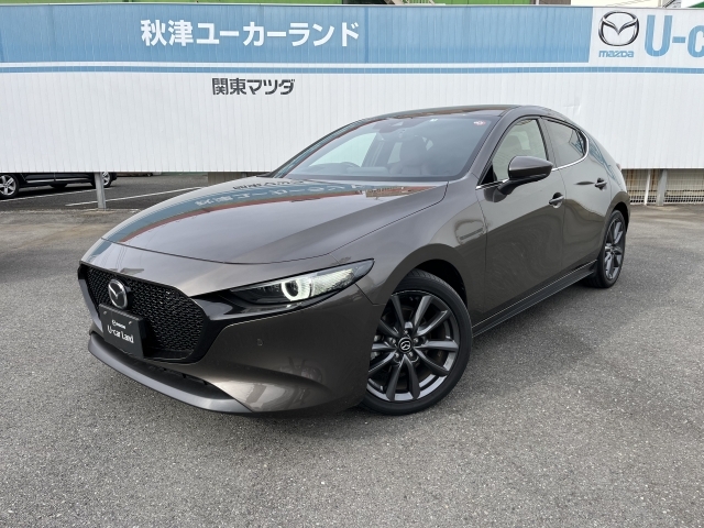 マツダ　MAZDA3ファストバック　XDバーガンディー　セレクション　2WD　入荷です☆