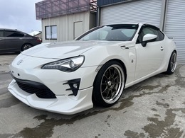 トヨタ 86 2.0 GT リミテッド SSR18インチAW TOMEIフルチタンマフラー