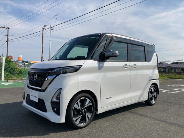 当店展示車両をご覧いただきありがとうございます！本車両は、商談中の場合がありますので、お手数ですがご来店前に一度ご連絡をお願い致します。