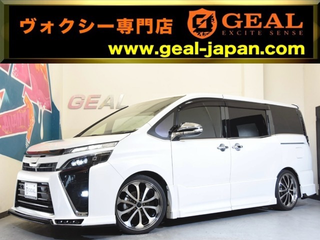 ヴォクシー専門店★GEAL★R2年式ZSドレスアップ車両（ZEUSコンプリートカー、19インチAW、車高調、アルパイン11インチナビ、アルパインフリップダウンモニター、両側電動スライド）入庫しました