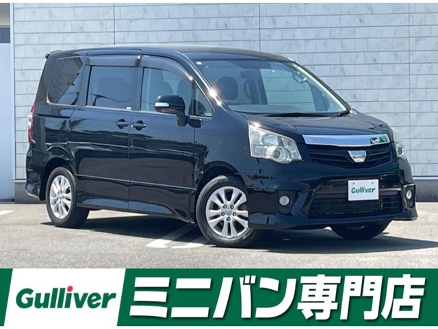 純正7型ナビ（フルセグ/CD/DVD/BT）　バックモニター　後席モニター　両側電動　ETC　純正LEDヘッドライト　純正アルミホイール　純正フロアマット　プッシュスタート　スマートキー