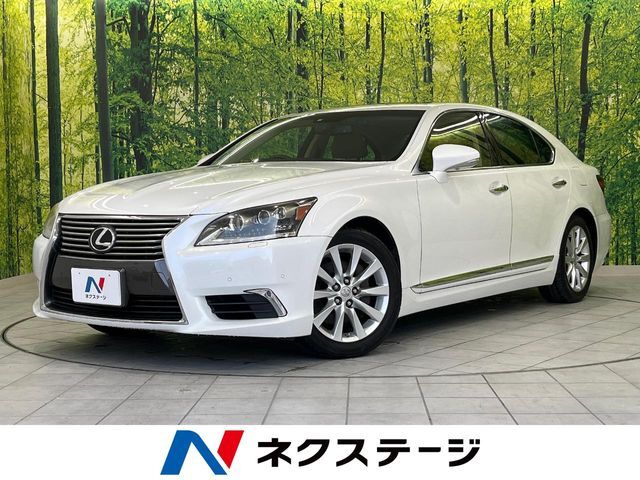 純正18インチアルミ　レザーシート　禁煙車　デュアルオートエアコン