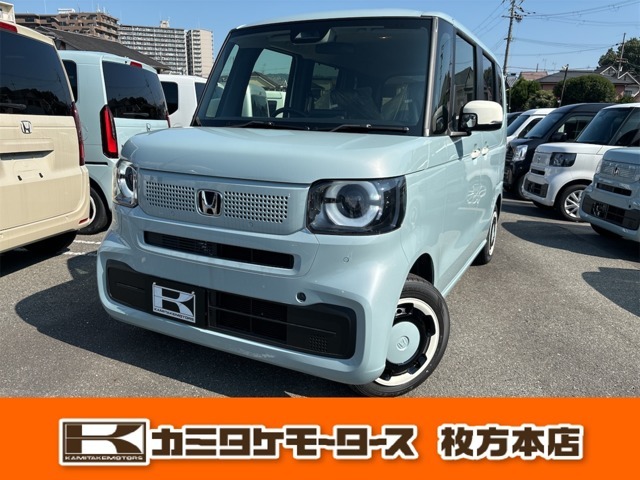 ボンネットの中もキレイです☆