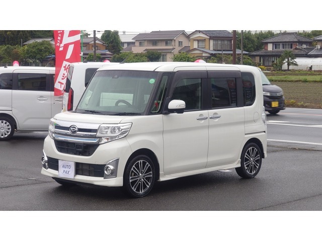 民間車検場完備！当社のサービス工場は関東運輸局の指定整備工場です。安心して整備をおまかせ下さい。