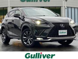 レクサス NX 300h Fスポーツ パノラマルーフ　純正ナビ　バックカメラ