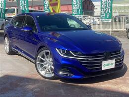 フォルクスワーゲン アルテオンシューティングブレーク TSI 4モーション Rライン アドバンス 4WD 電動パノラマルーフ 黒革 社外20インチAW