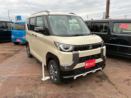 三菱 デリカミニ 660 T プレミアム 4WD 